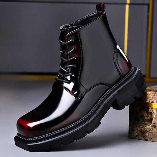 Bottines en cuir brillant bordeaux patiné