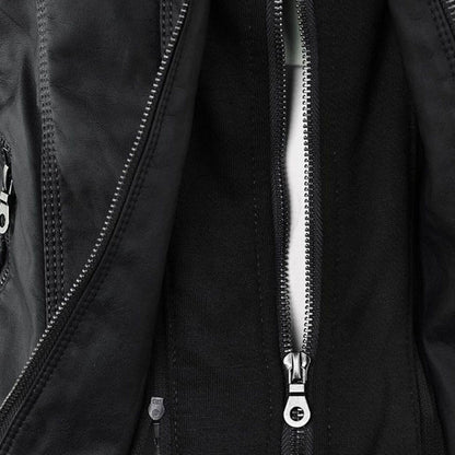 Flavia, détail de la veste effet cuir