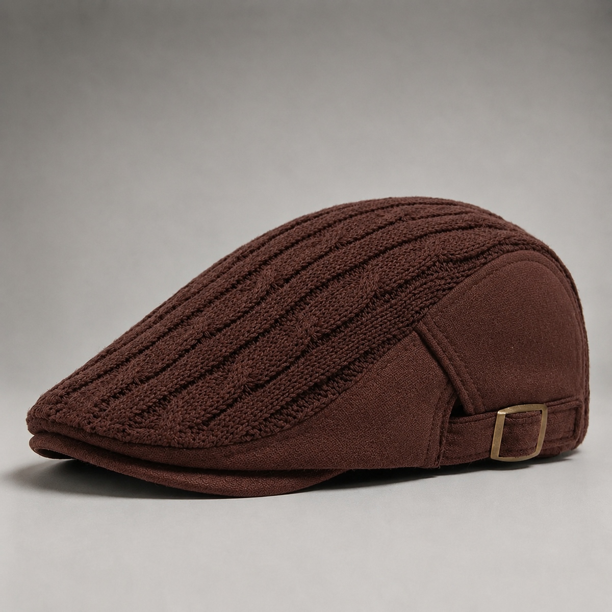 Bernard, casquette plate en maille torsadée marron