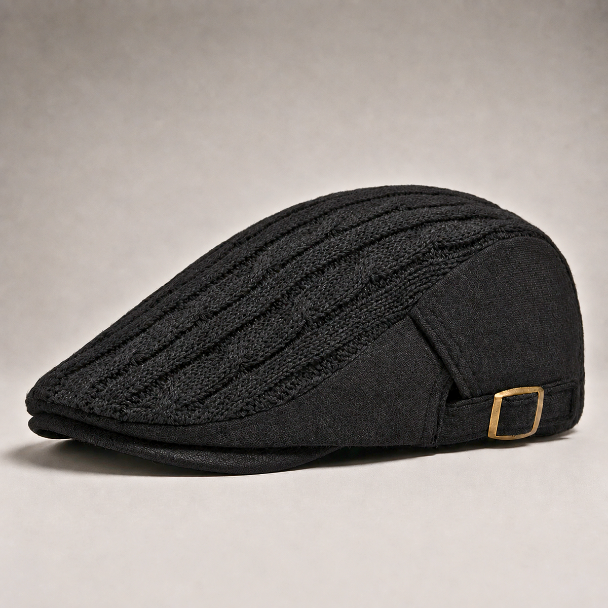 Bernard, casquette plate en maille torsadée noire
