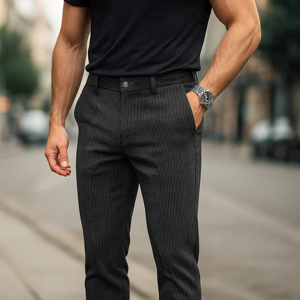 Clément, pantalon en velours côtelé noir - vue 2