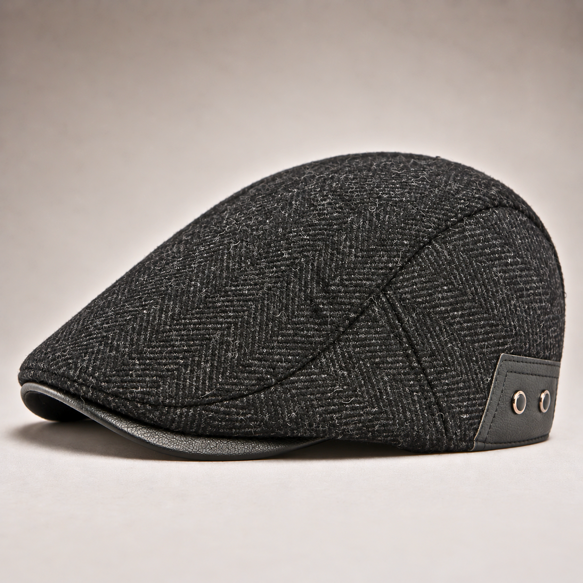 Fernand, casquette à chevrons noire, cache-oreilles repliés