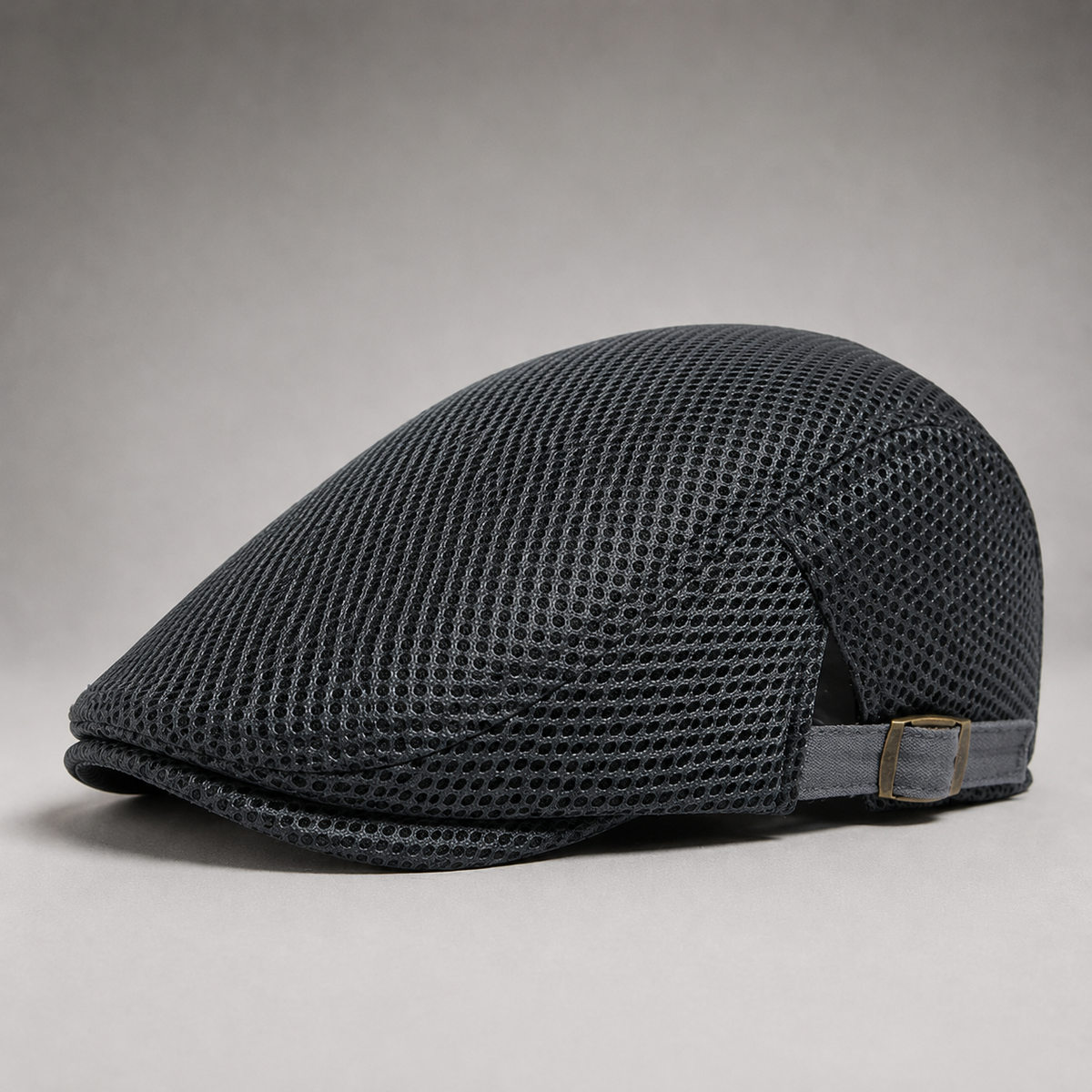 Louis, casquette plate en maille ajourée anthracite