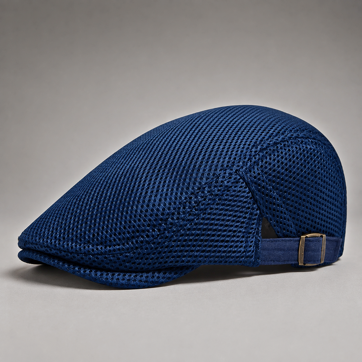 Louis, casquette plate en maille ajourée bleu marine