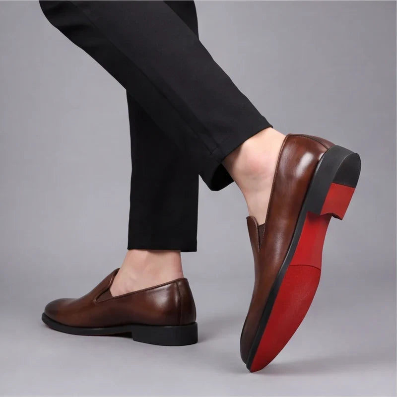 Lucien, mocassins en cuir marron semelle rouge homme - vue 2
